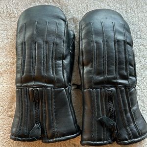100% leather mittens
